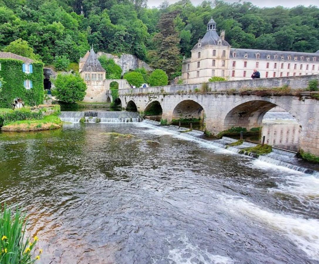 Le Chalet Saint-Pardoux-la-Riviere Bagian luar foto